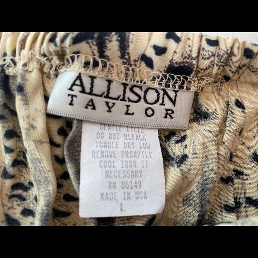 EUC Allison Taylor Skirt. Size Large. Elastic waist - Picture 4 of 8